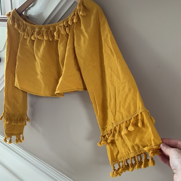 ✨Tassel Crop Top - Picture 3 of 6